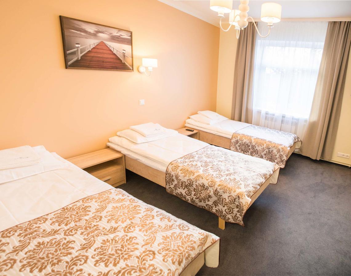 Ankur Hotell Mustvee Exterior foto