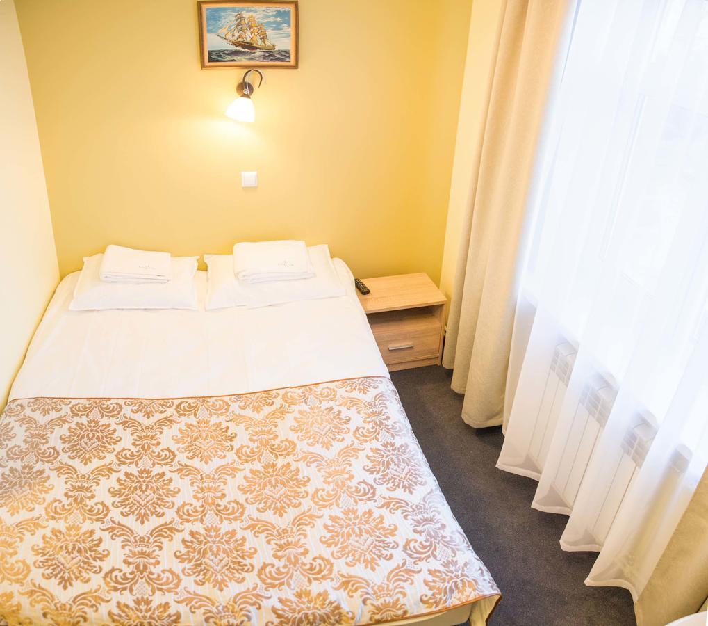 Ankur Hotell Mustvee Exterior foto